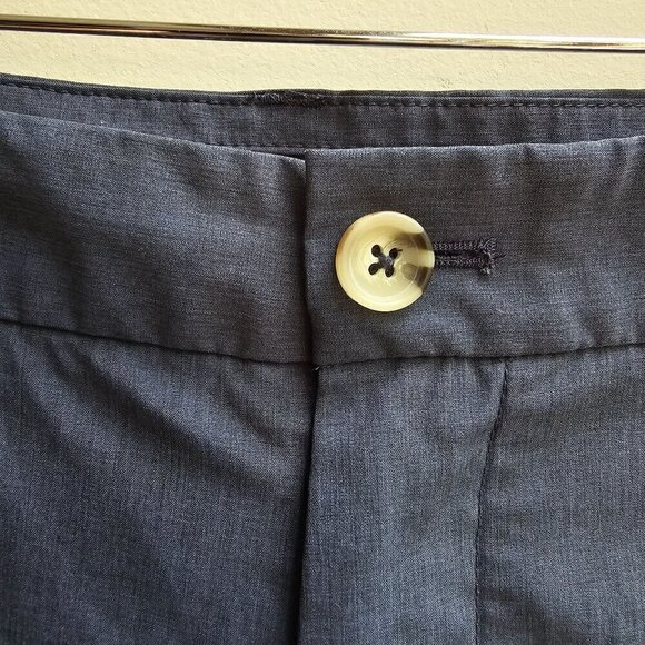 Tailor Byrd Men's 36, Dark Blue Navy, Golf Shorts With Button Closure - Picture 3 of 12